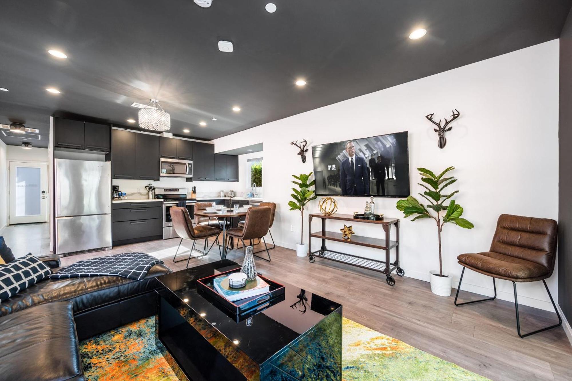 Appartement Rock N Roll By Avantstay Vibey Hollywood Retreat Steps To Attractions *